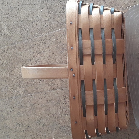 1997 Longaberger classic warm with green, heartland small chore basket. - Picture 10 of 14